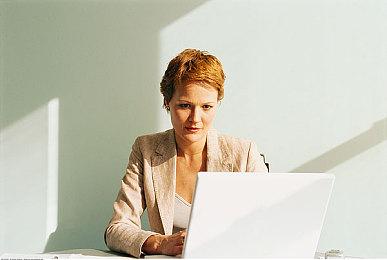 《最后的信念》实体版7月4日登陆PS5＆Switch 银恶城类魂